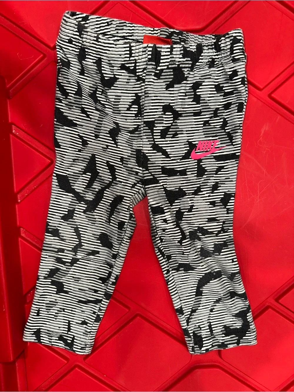 4 pair of Nike Girls' Leggings